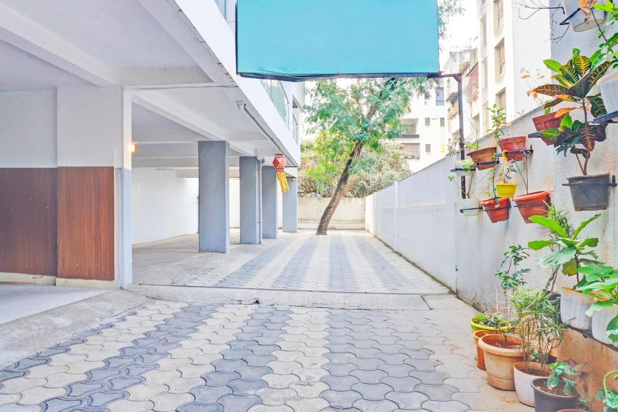 Super Collection O Baner Formerly Seven Hills Dāpuri Exterior foto