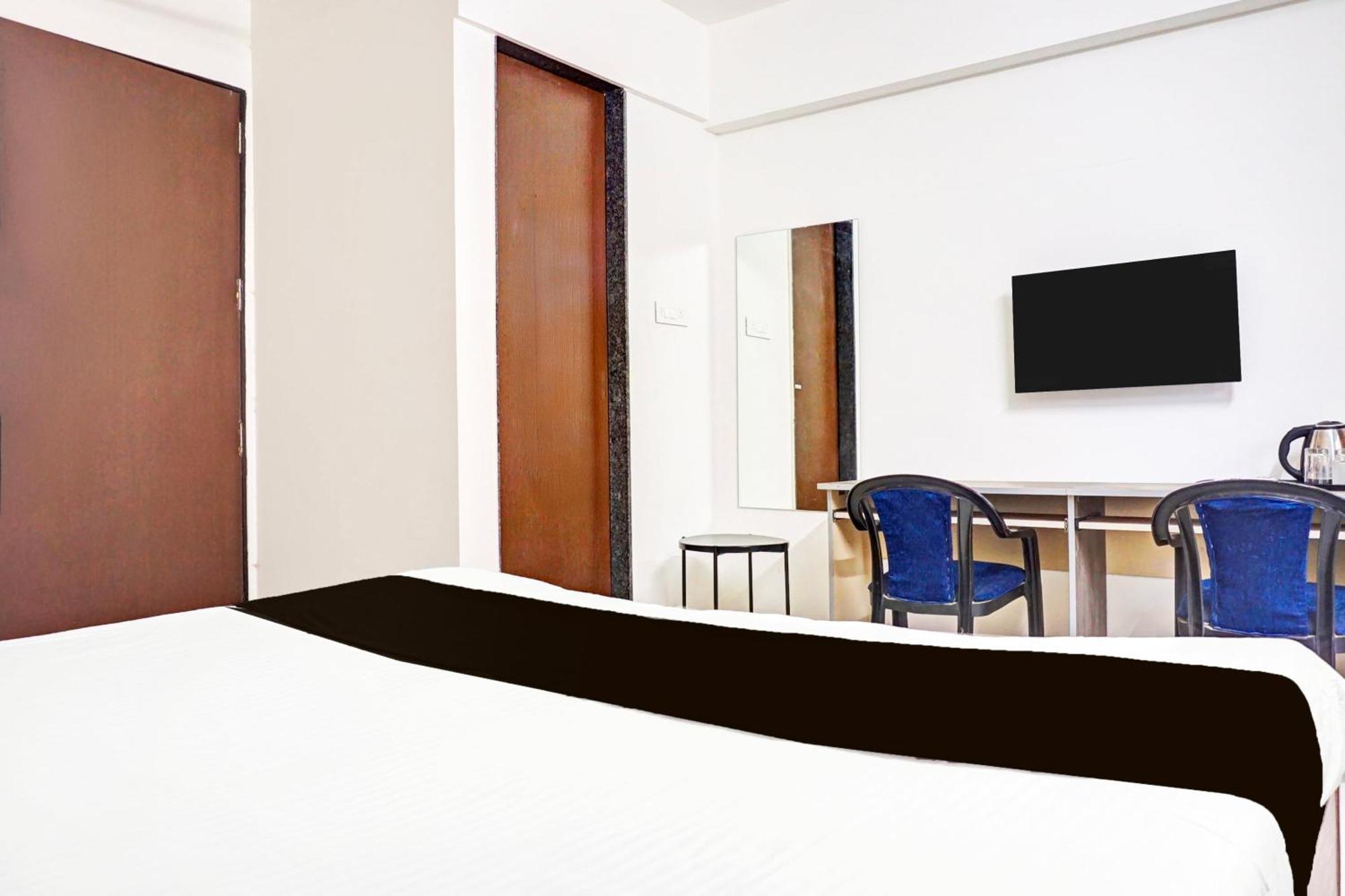 Super Collection O Baner Formerly Seven Hills Dāpuri Exterior foto
